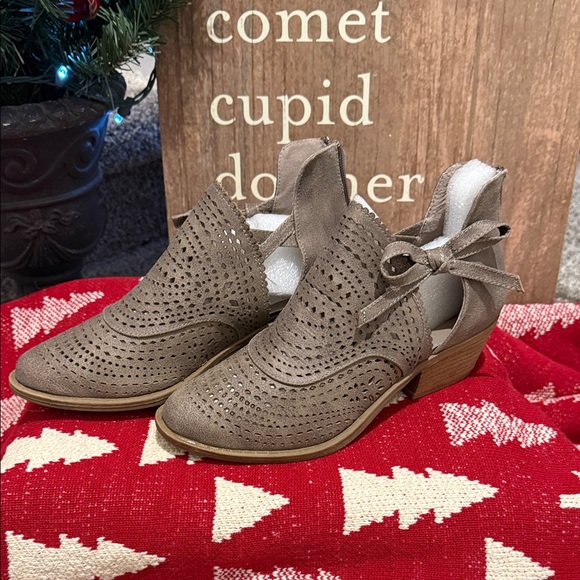 Very G Taupe Perforated Ankle Booties - Picture 4 of 6